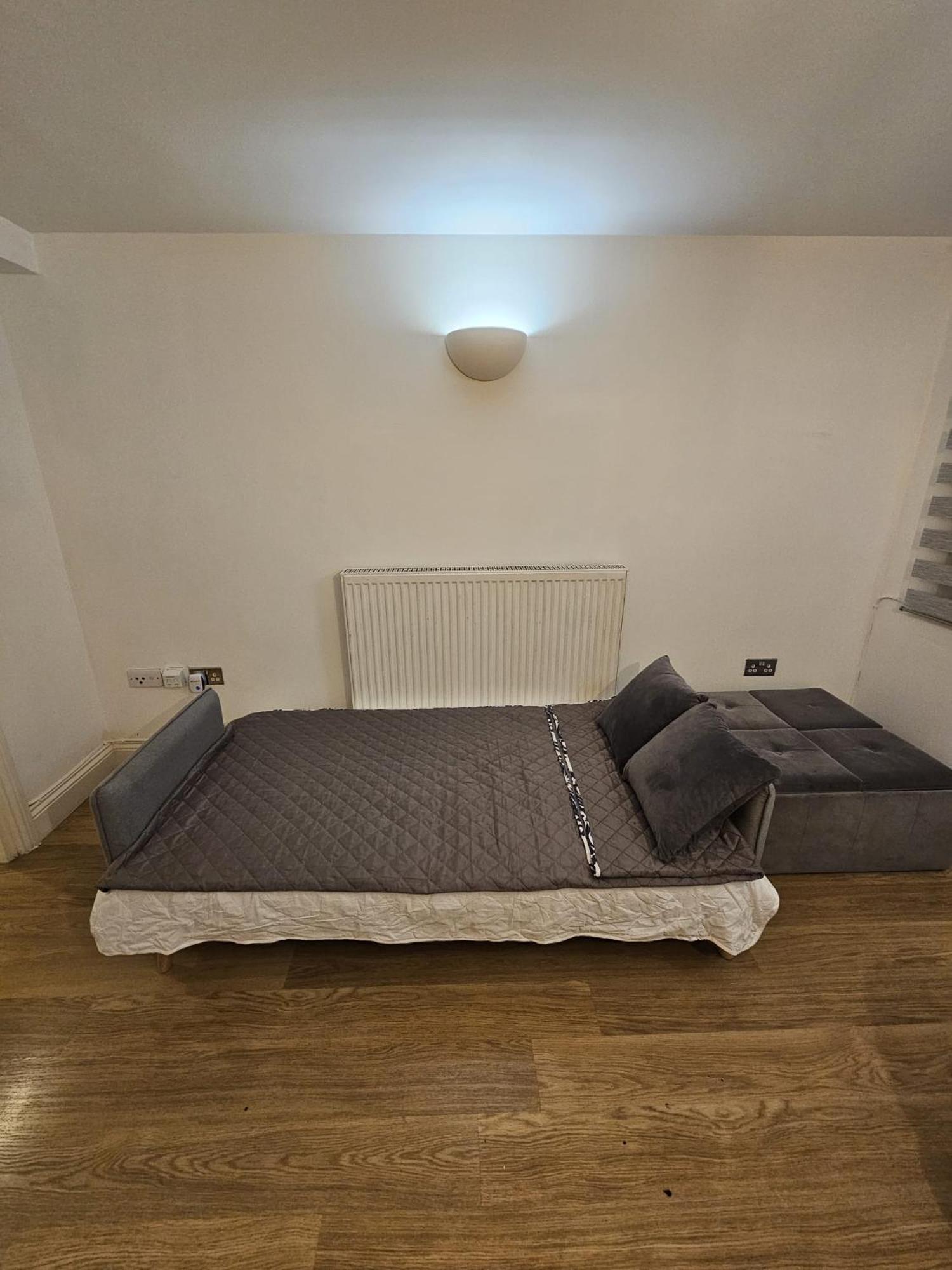 Spacious, Lovely 2 Bedroom Flat In Woolwich Appartamento